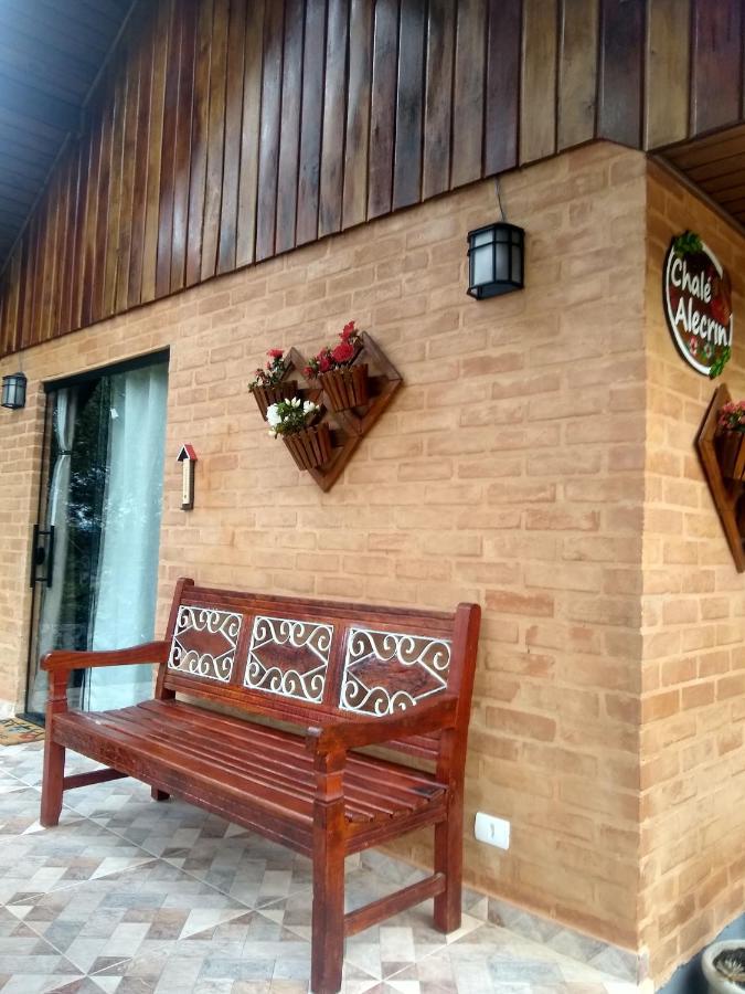 Chale Alecrin, Lancamento Em Conforto E Estilo! Holiday home Campos do Jordao